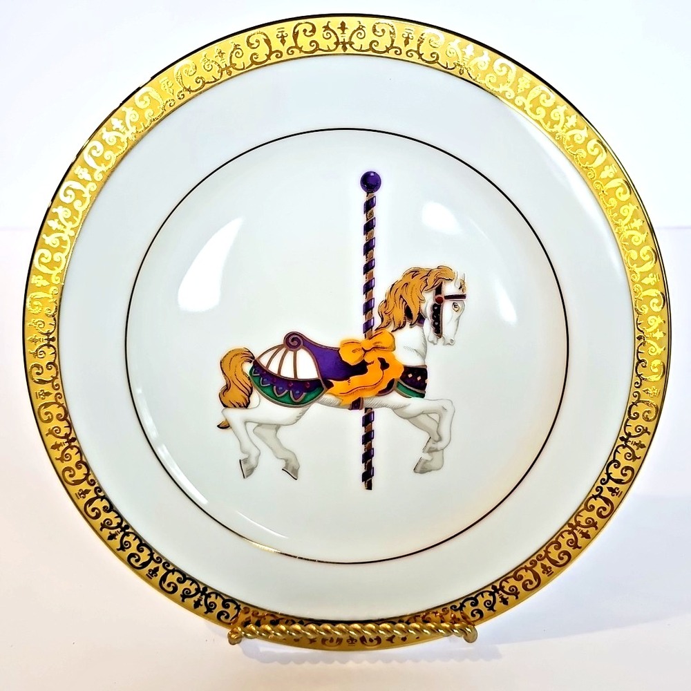 1991 Royal Gallery Gold Buffet Carousel Horse Collector Plate Gold Rim 8.25in